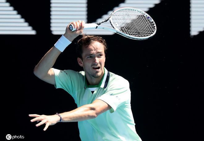 对字母哥个 对字母哥个