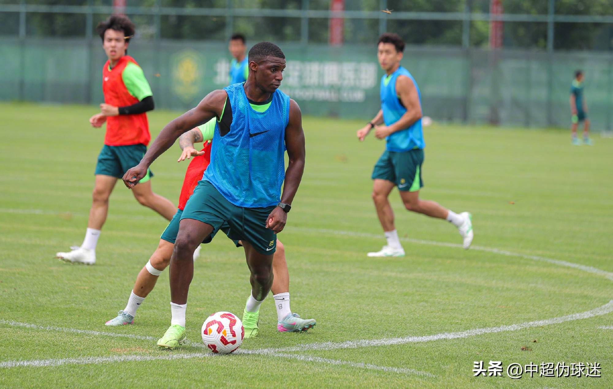 迷们的一场 迷们的一场