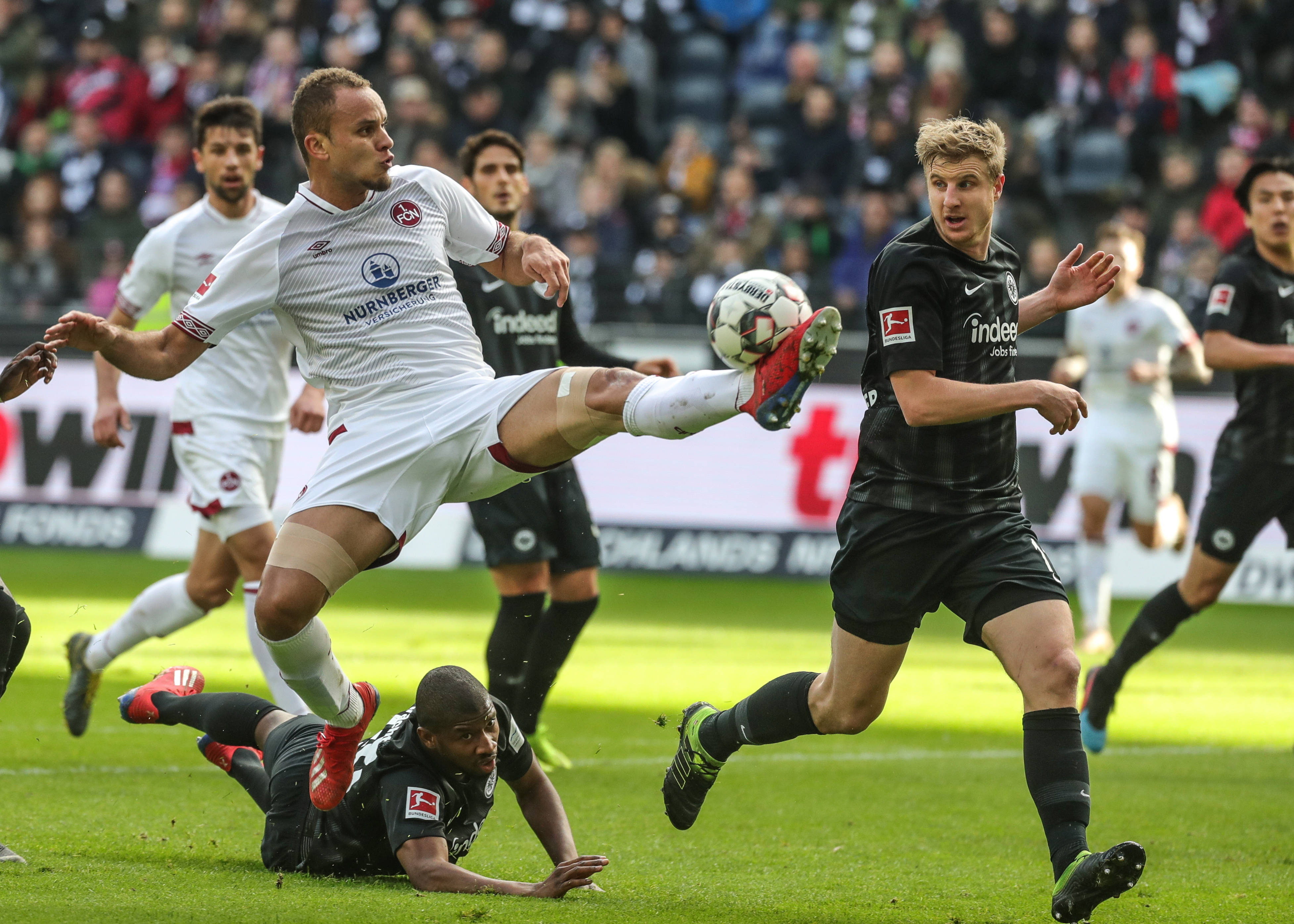 虽然在数据 虽然在数据