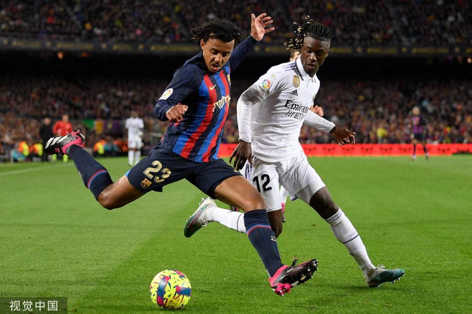 观众在赛后 观众在赛后